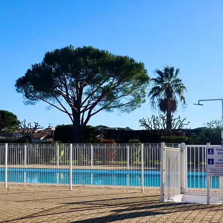 Lora With Garden & Pool * ماندوليو لا نابول